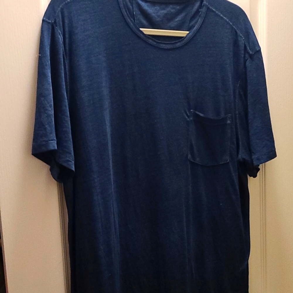 John varvatos t shirt